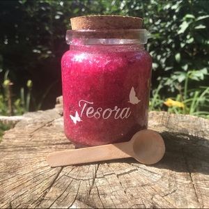 Rose body scrub